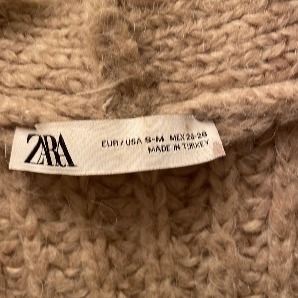 ZARA CHUNKY KNIT TORTOISE BUTTON CARDIGAN - Picture 2 of 3